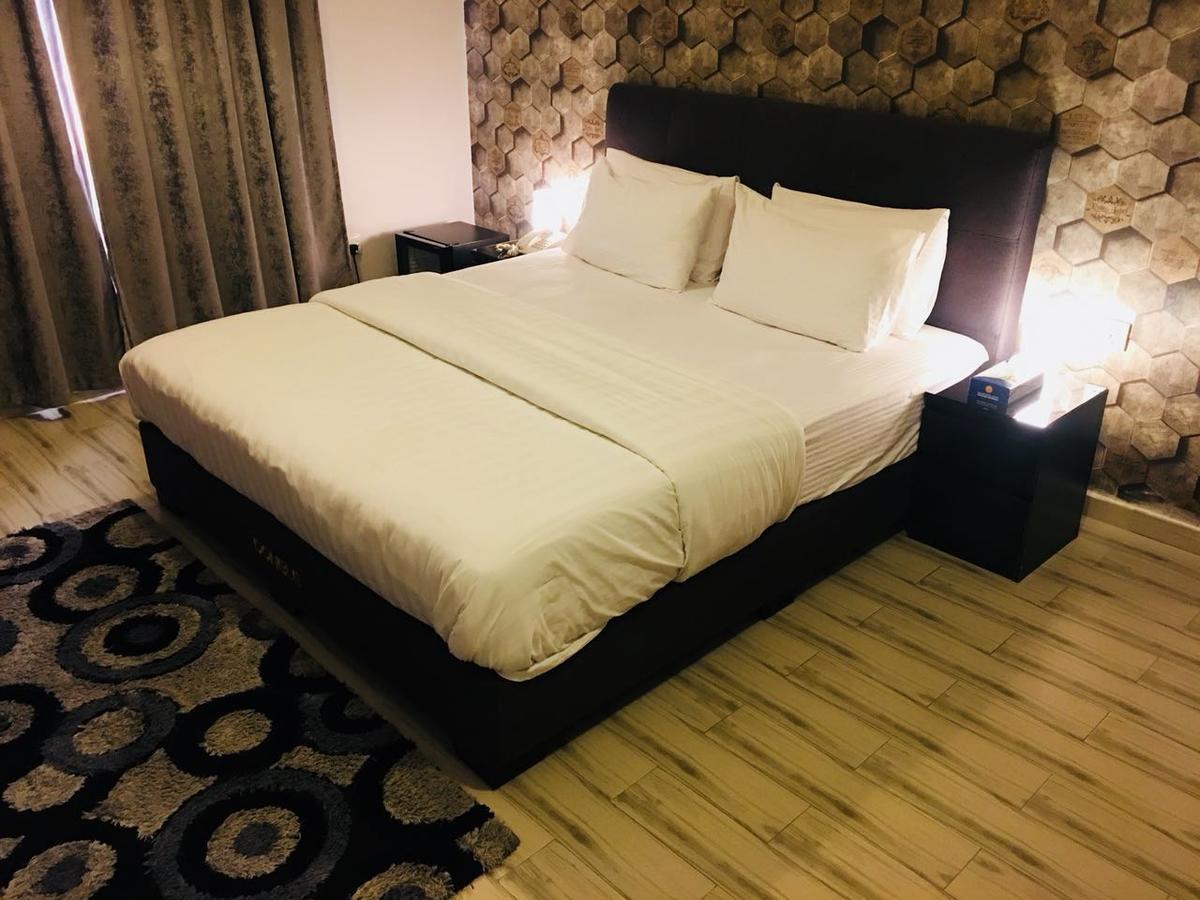 Concord Residence 拉斯阿尔卡麦 外观 照片